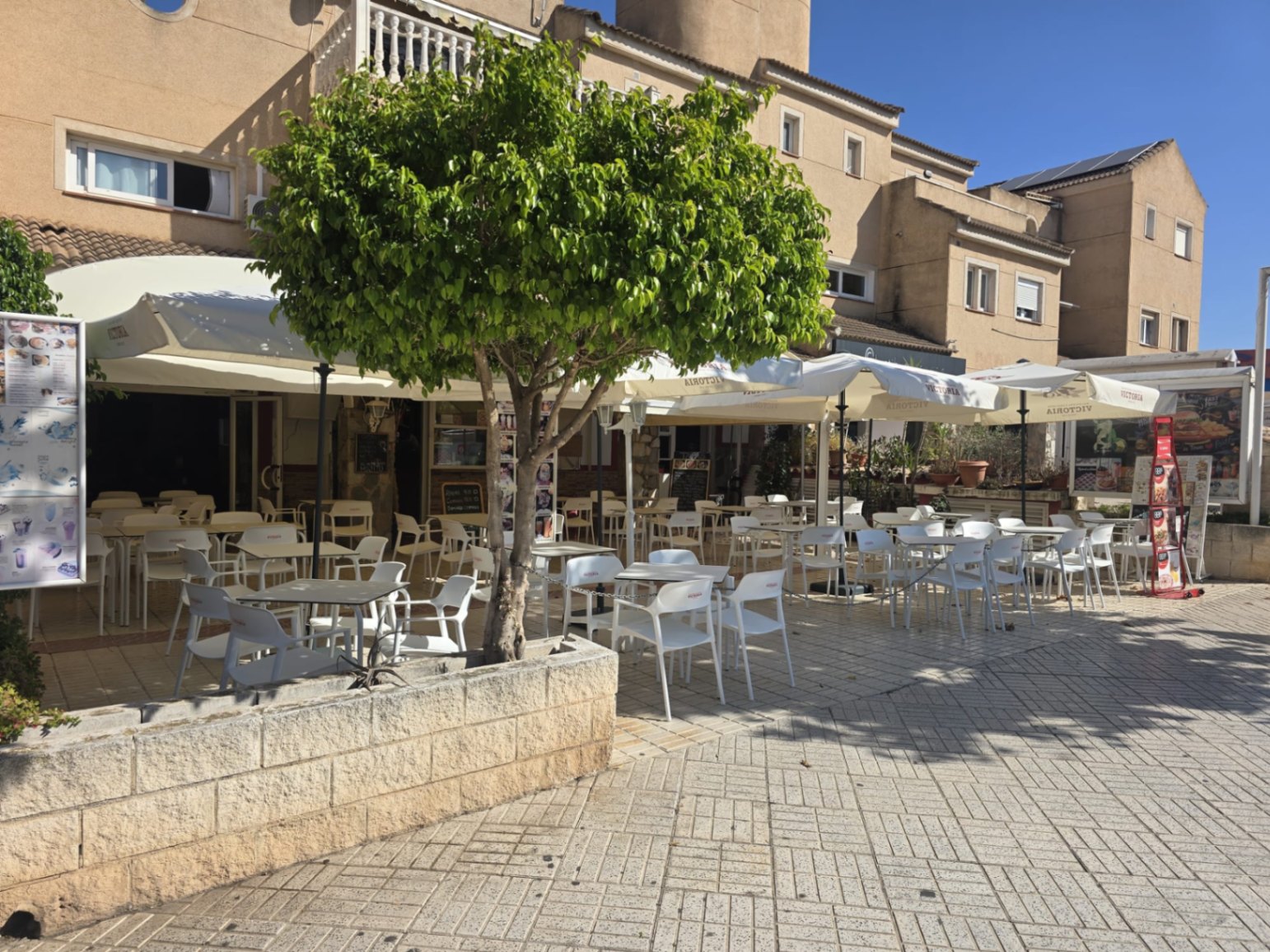 Restaurant en pizzeria op een gewilde plek in Albir in Albir